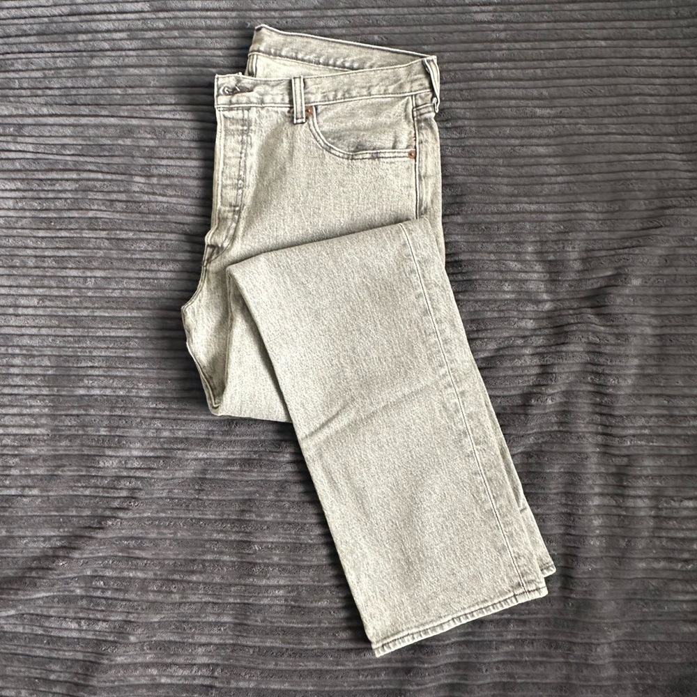 Men's Gray Jeans